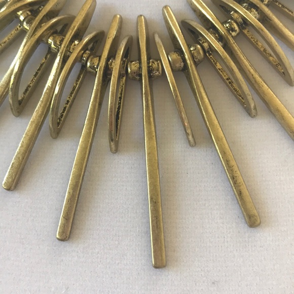 Gold Dimensional Necklace - Picture 3 of 7